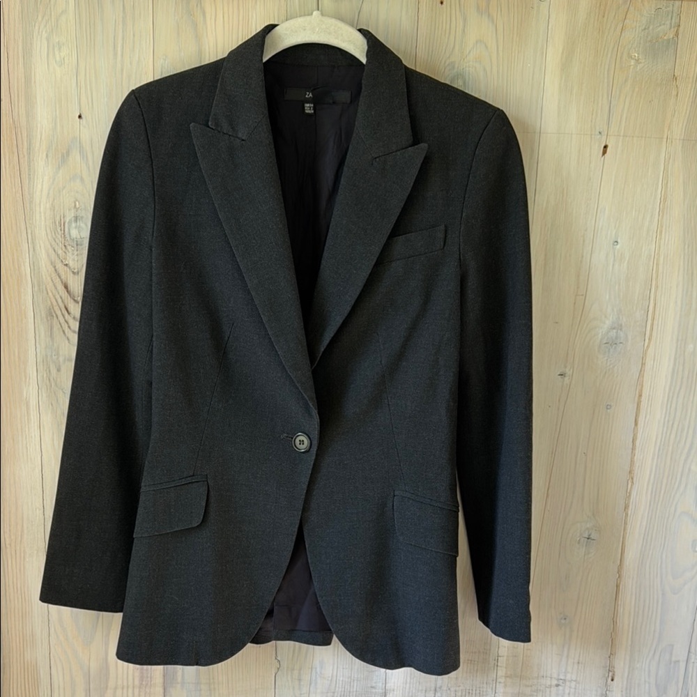 Zara Blazer Size 2